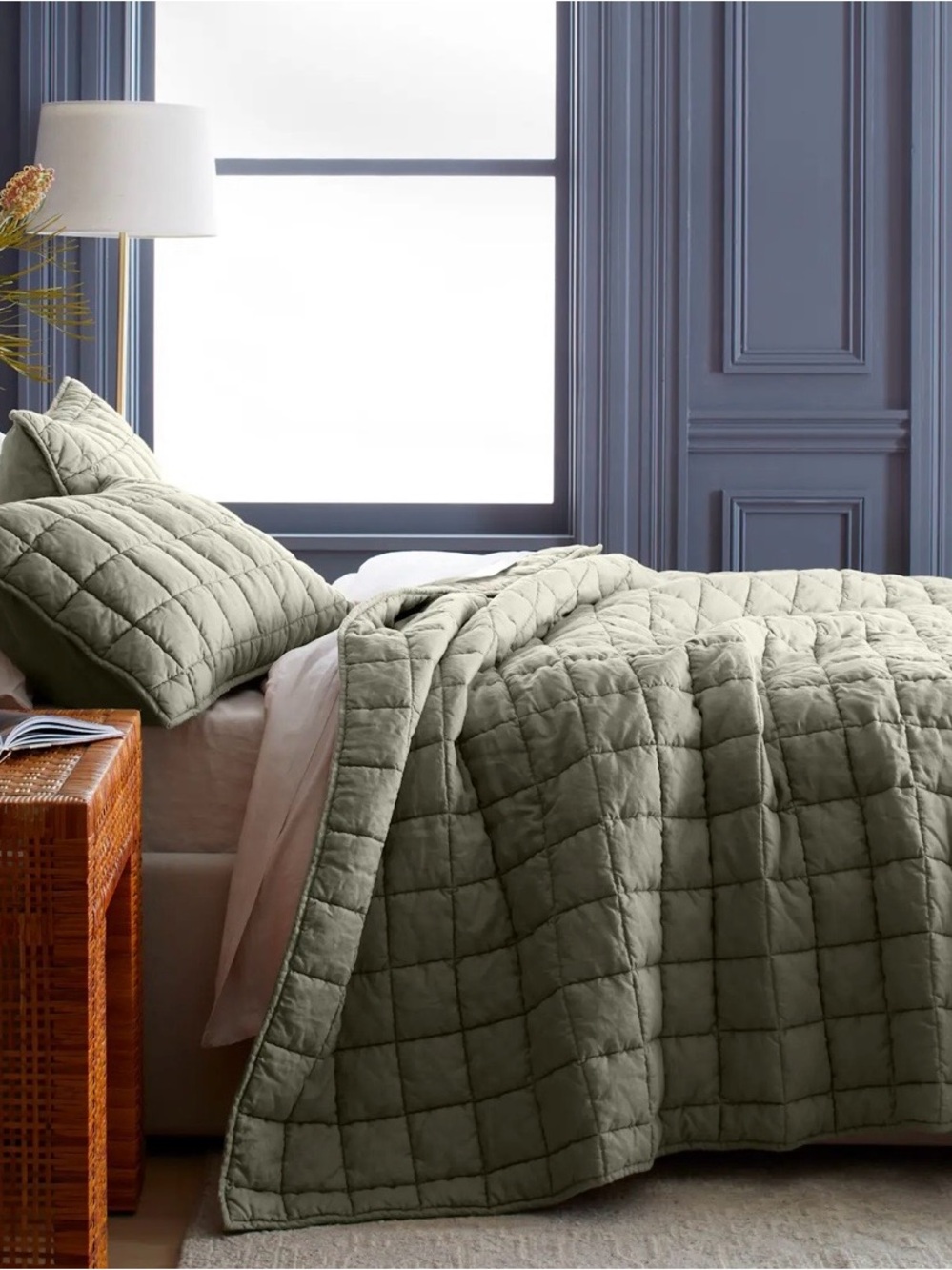NEW Quince European Linen Box Quilt, Queen (Aloe)